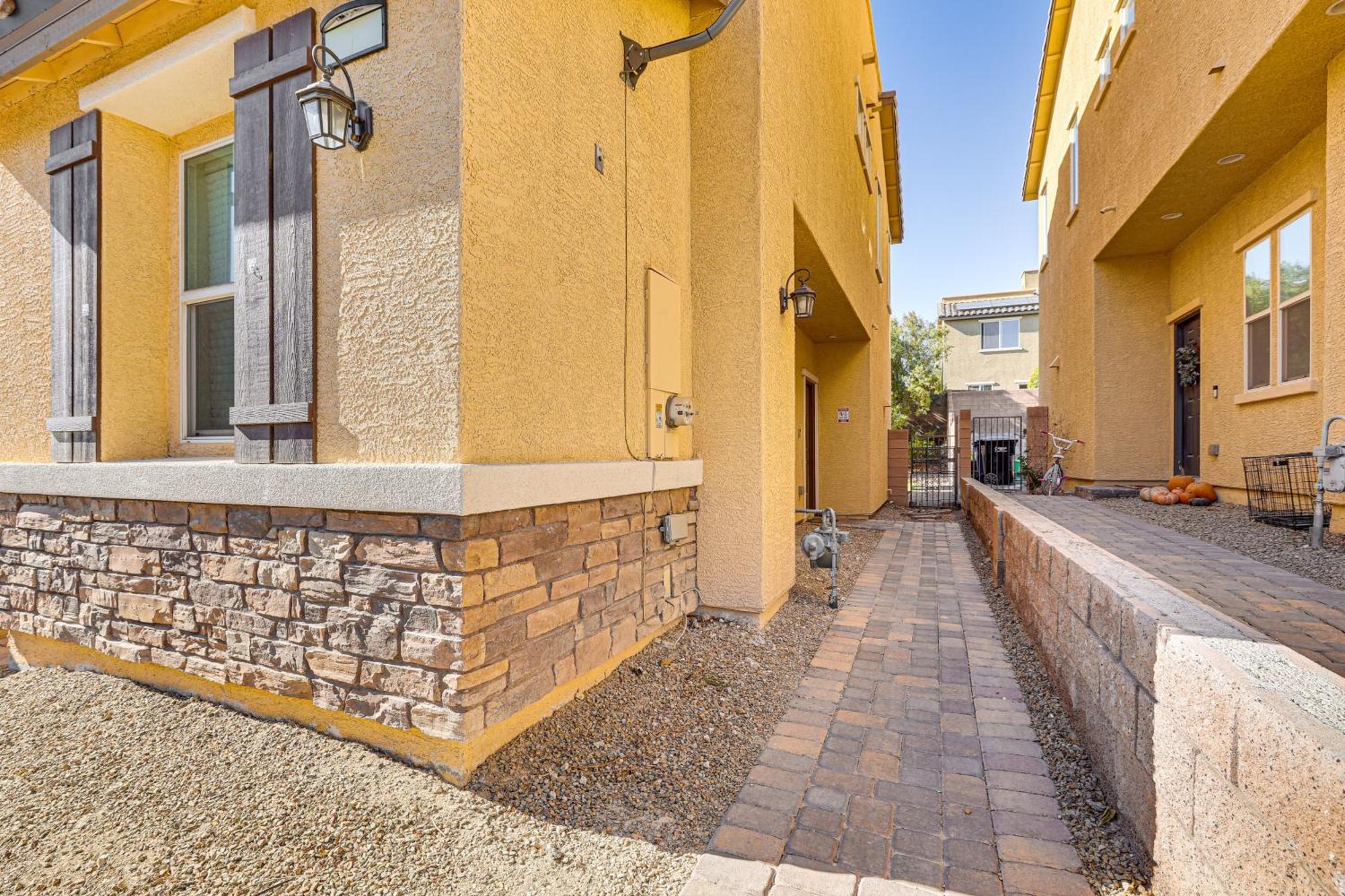 1 Mi To Aliante Casino Townhome With Fenced Yard! Ferienhaus Las Vegas