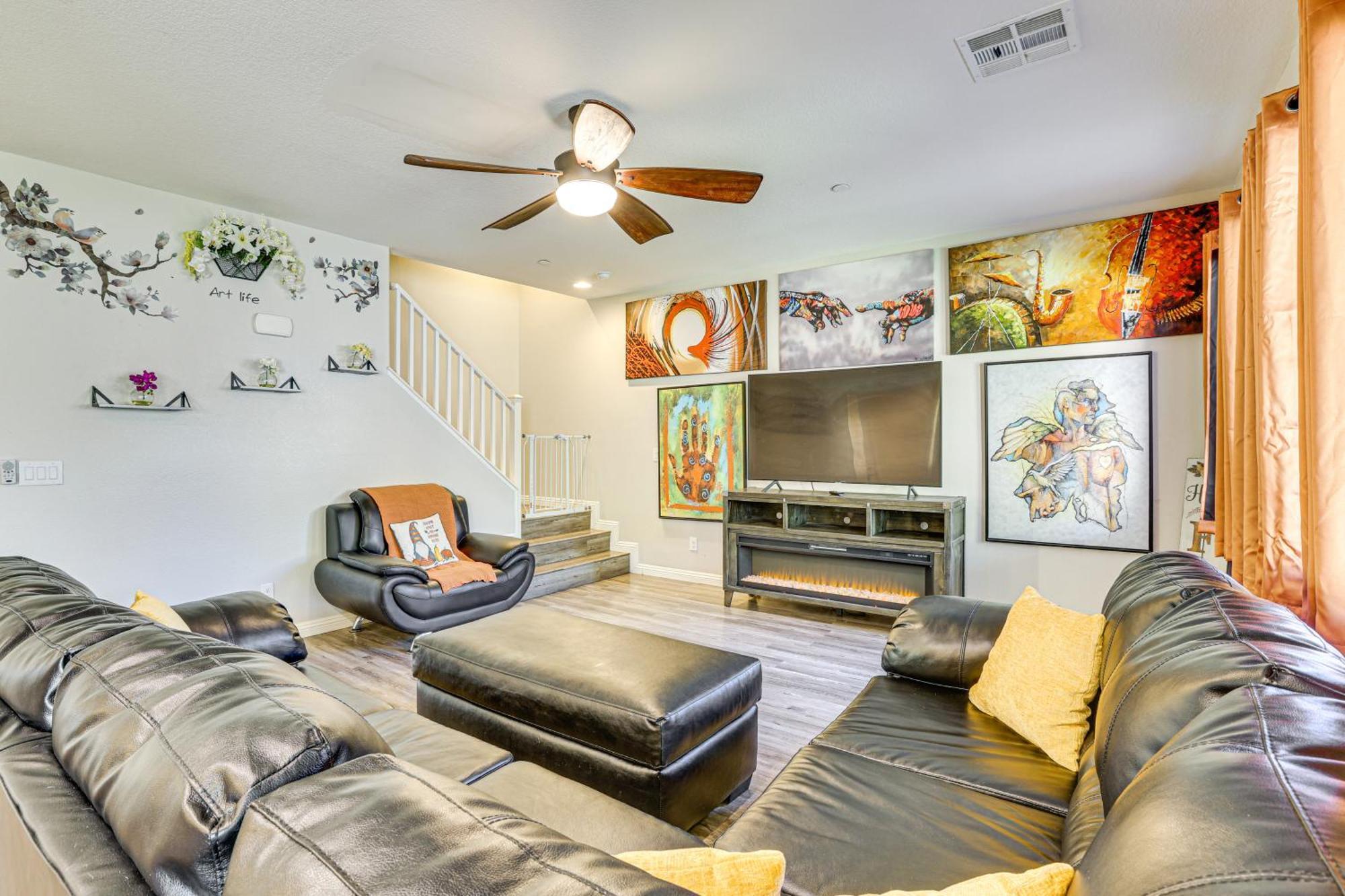 1 Mi To Aliante Casino Townhome With Fenced Yard! Ferienhaus *