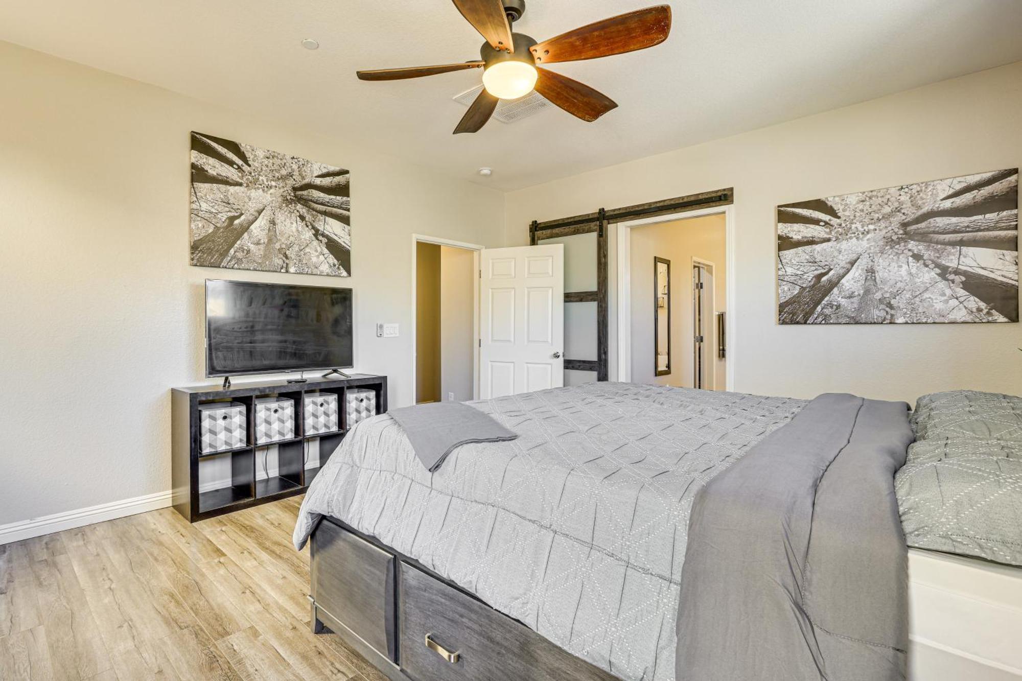 1 Mi To Aliante Casino Townhome With Fenced Yard! Ferienhaus Las Vegas